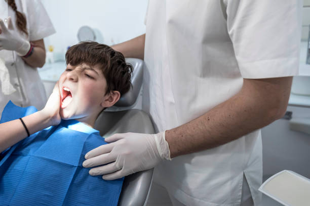 Best Emergency Tooth Extraction in Pato, WA
